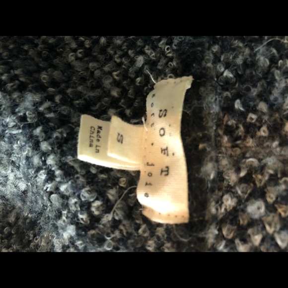 Soft Joie plaid cardigan, size small - Picture 3 of 4